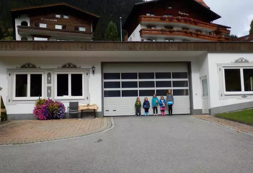 ホテル Haus Seebach