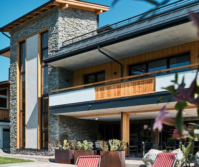 هتل Home Suite Home