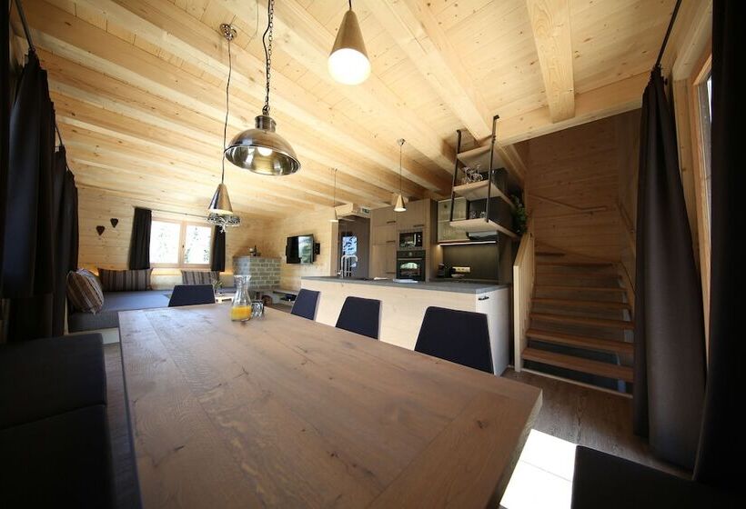 酒店 Montana Apartments