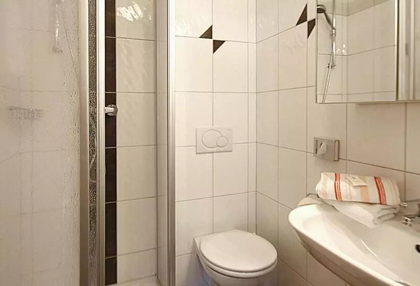 هتل Pension Bauernhof Spielmann