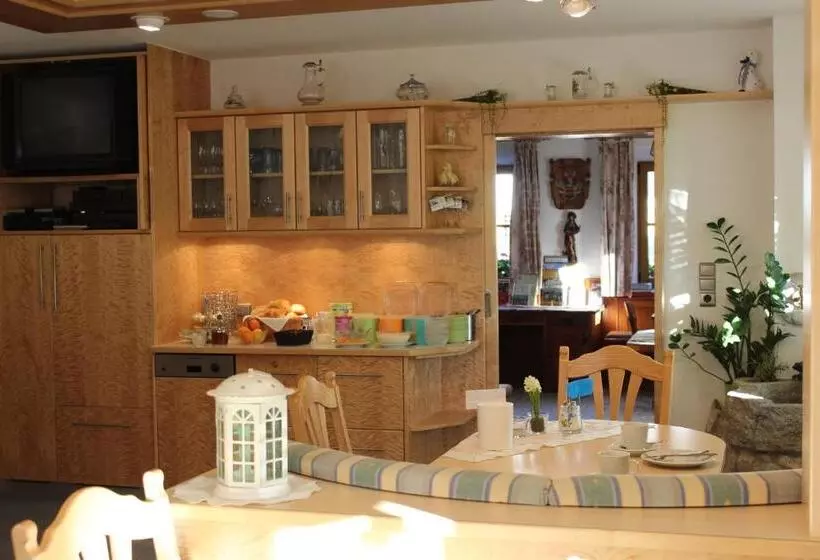 هتل Pension Bauernhof Spielmann