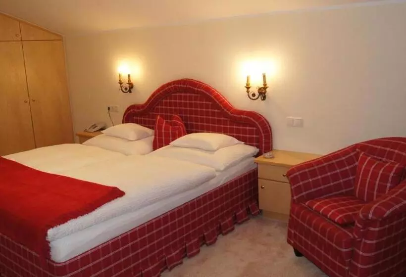 ホテル Pension Hartenfels