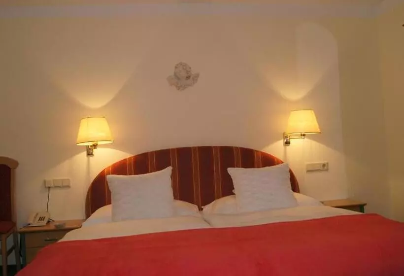 ホテル Pension Hartenfels