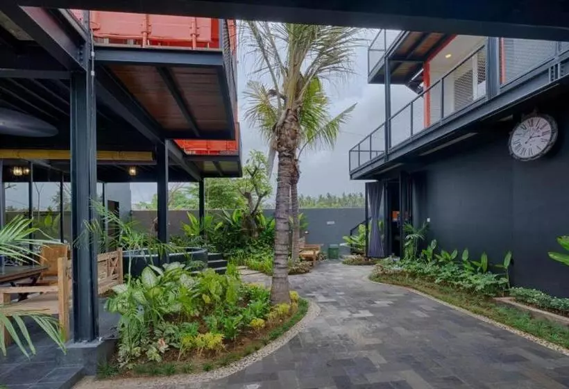 تختخواب و صبحانه Cubi Haus
