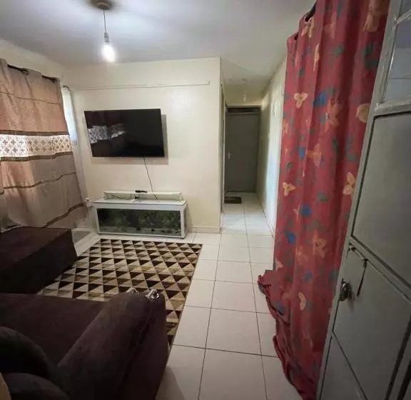 تختخواب و صبحانه Tawakal Airbnb