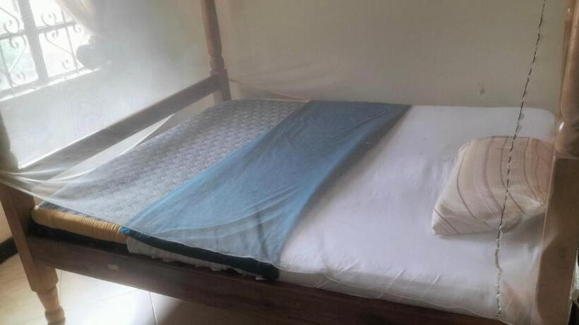 تختخواب و صبحانه Via Sun Flower Guesthouse