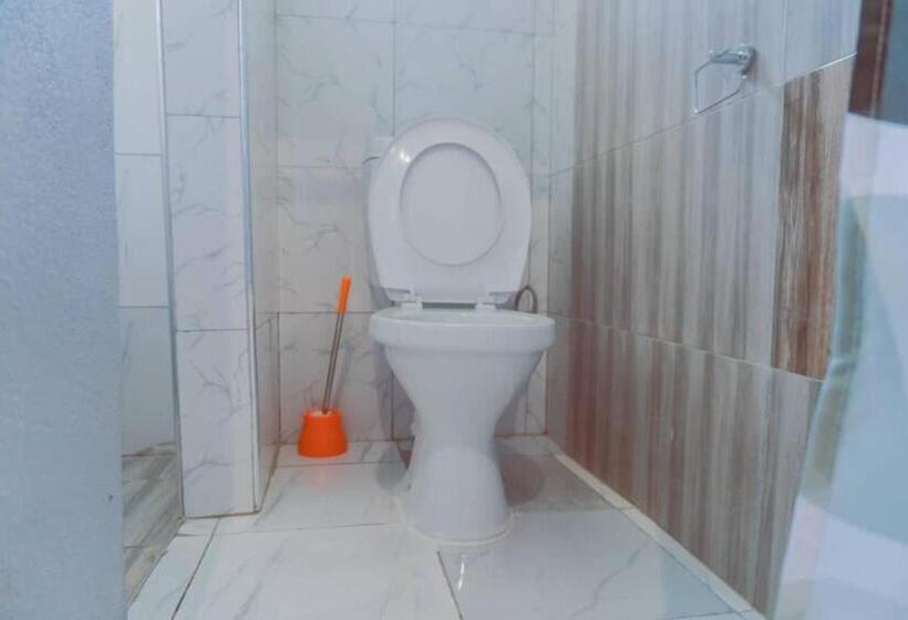 호텔 Adams Lodges Ltd