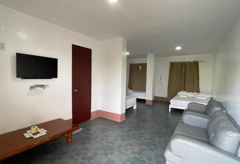 Langoyon Beach Resort