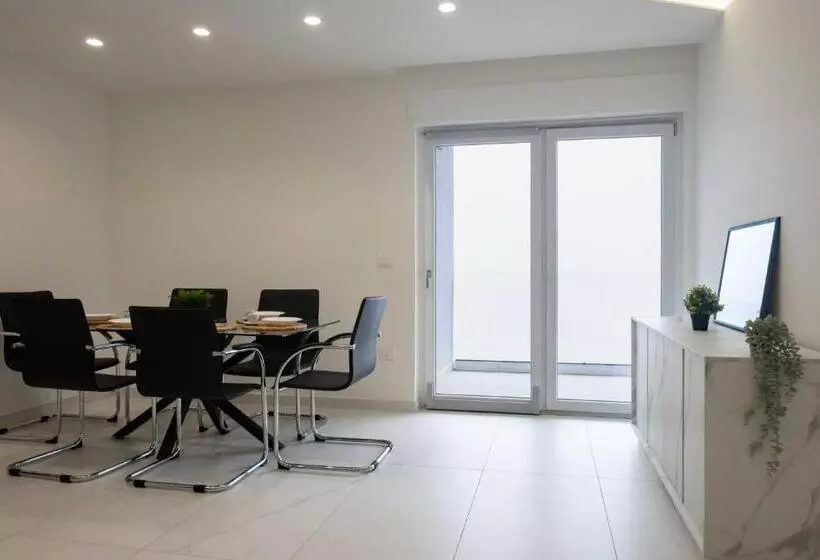 ペンション Ansiro Rooms Home Business