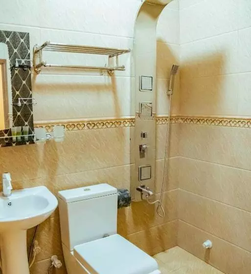 پانسیون Ekefaru Inn