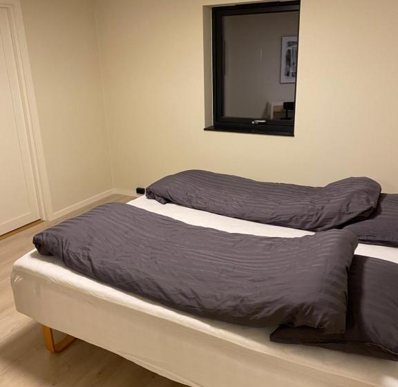 Пансион Familyroom #1 Appartmenthotel Oslo Adress Isabels Vei 16