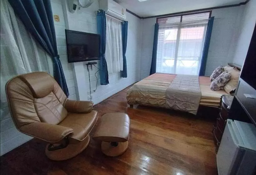 پانسیون Granny One Guest House