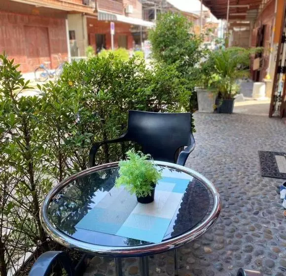 پانسیون Granny One Guest House