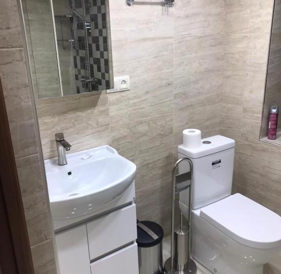 پانسیون Home Town