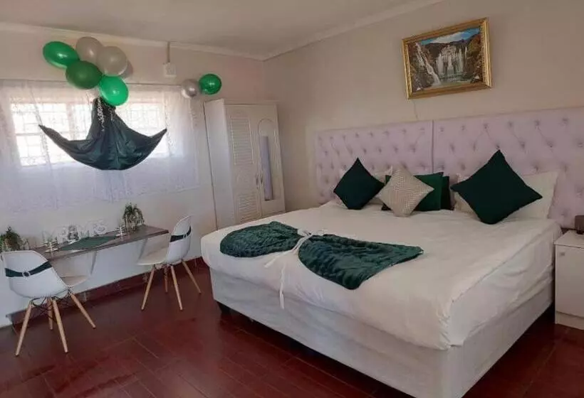 پانسیون Nyamish Lounge & Guest House