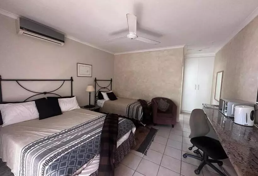 Pjs   B&b