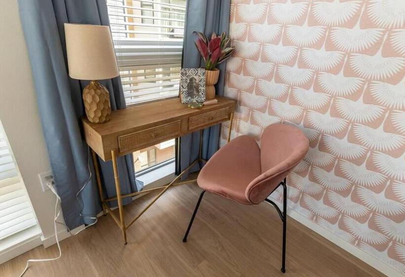 Uw Tacomahospitalslocal Govportking Bed4k Tv