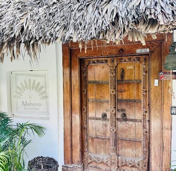 تختخواب و صبحانه Non Disponible