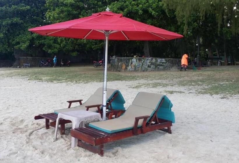 تختخواب و صبحانه Le Petit Paradis