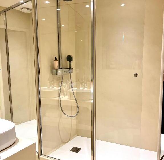 تختخواب و صبحانه Mihotel La Maison Rose