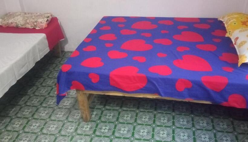 تختخواب و صبحانه Roshani Guest House And Restaurant Ngadi Bazar