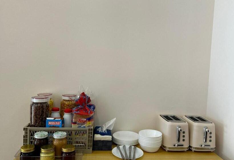 هتل کپسول Wink At Perak Road