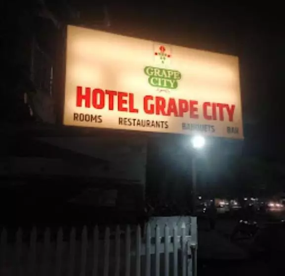 ホテル Grape City,nashik