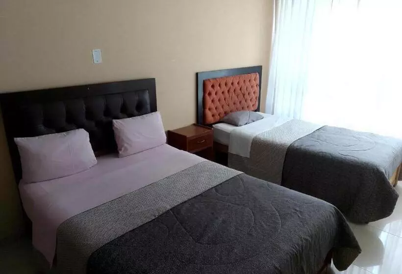 ホテル Hostal El Chachani