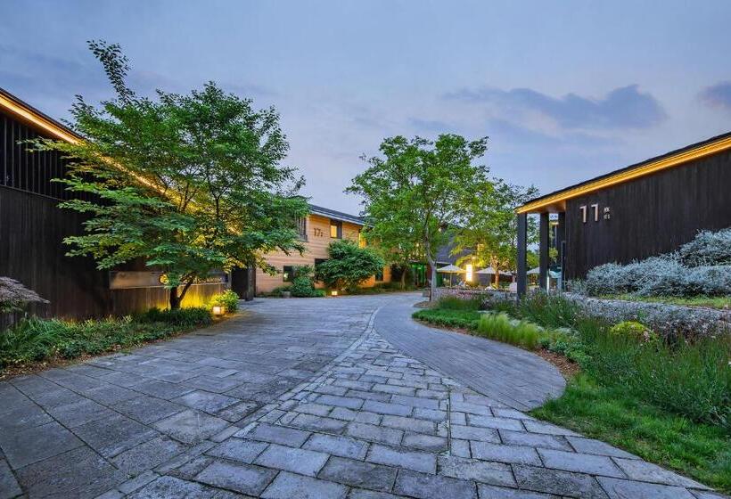 בית מלון כפרי Mogan Valley Resort