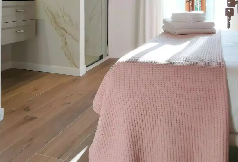 Hotelli Moonten Boutique Stay