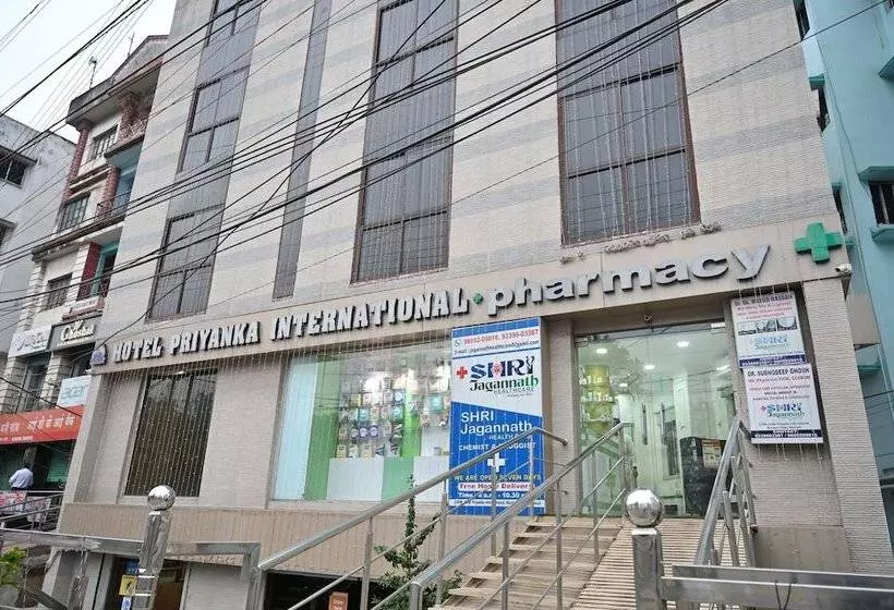 ホテル Priyanka International