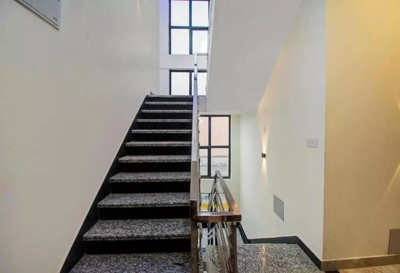 Hotelli O Moon Mahal