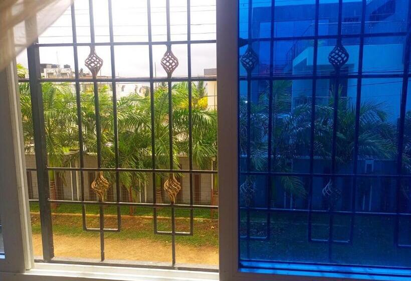 پانسیون Crown Villa Shanzu