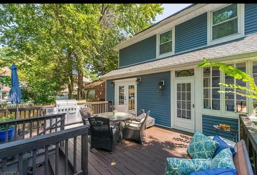 Пансион Room In House Charming Private Room Complete1