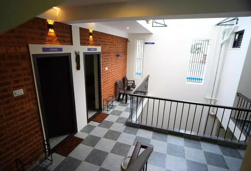 Majatalo Unga Veedu Pay And Stay