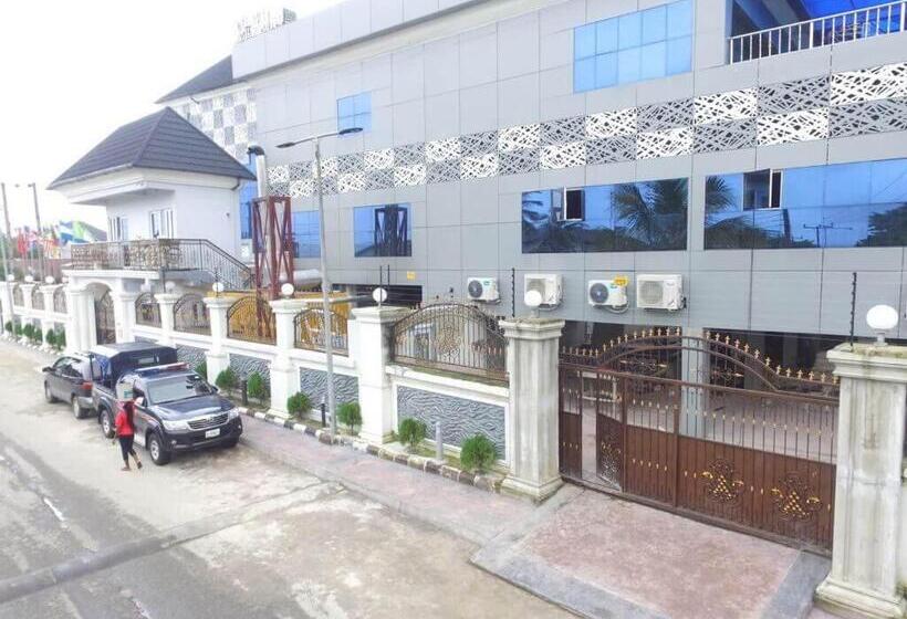 Ug Wils Hotels And Suites