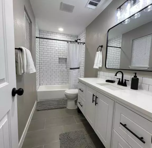 Apt 5   Dorsey At High Plains Lodge