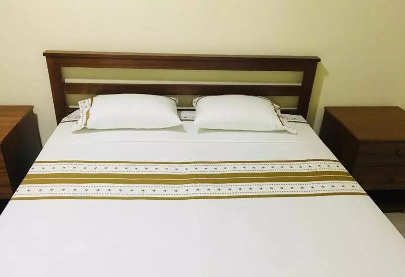 تختخواب و صبحانه Constância Retreat
