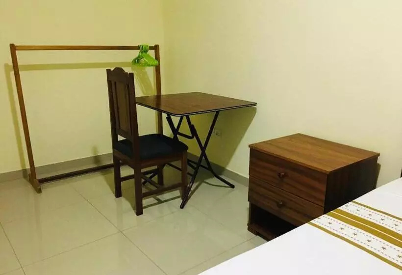 تختخواب و صبحانه Constância Retreat
