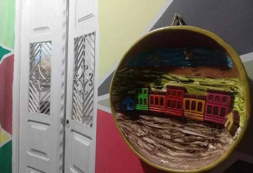 Hostel Leonardo