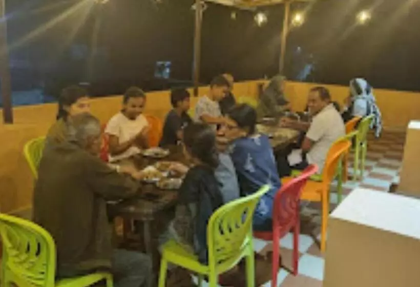 ホテル Erisha Tadoba Chandrapur