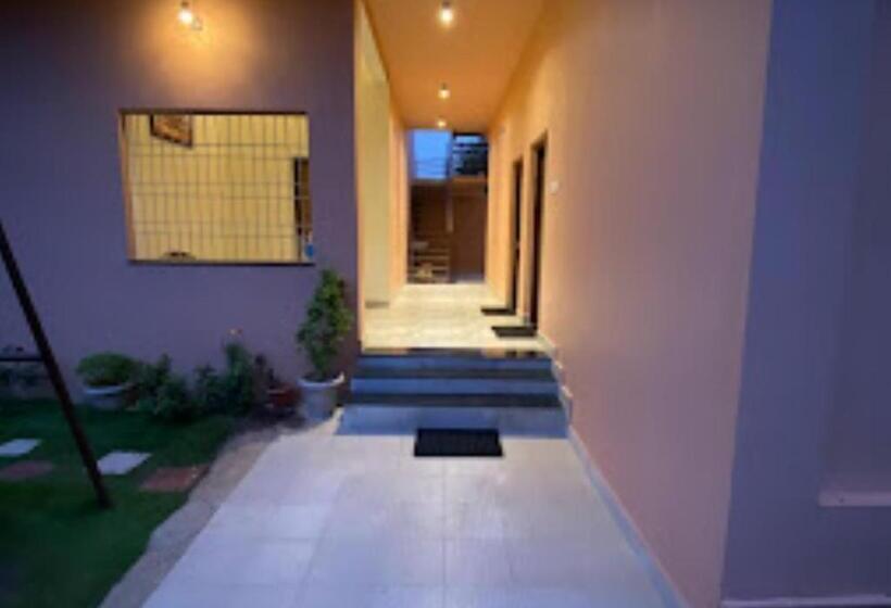 Отель Erisha Tadoba Chandrapur