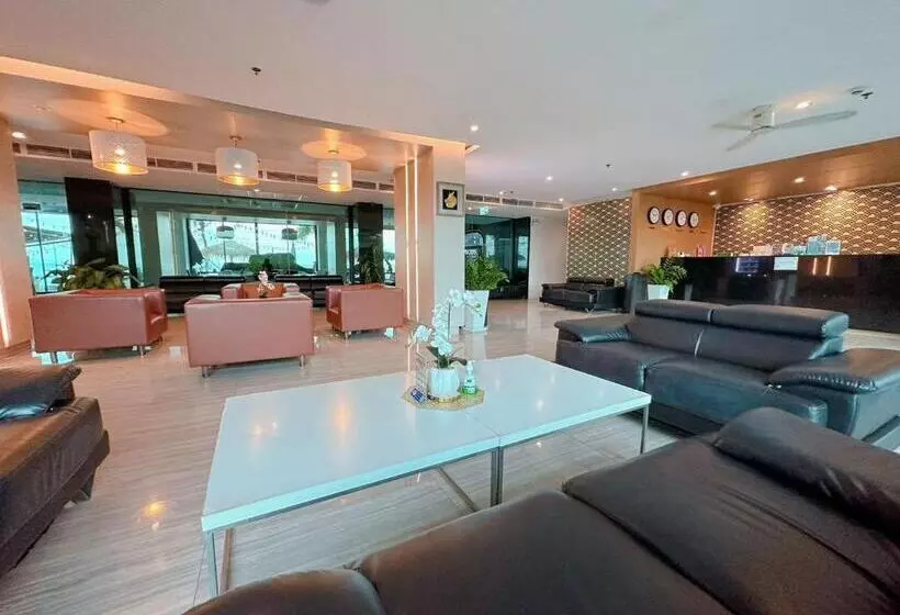 ホテル Golden Dragon Beach Resort โกลเด้น ดราก้อน บีช รีสอร์ท