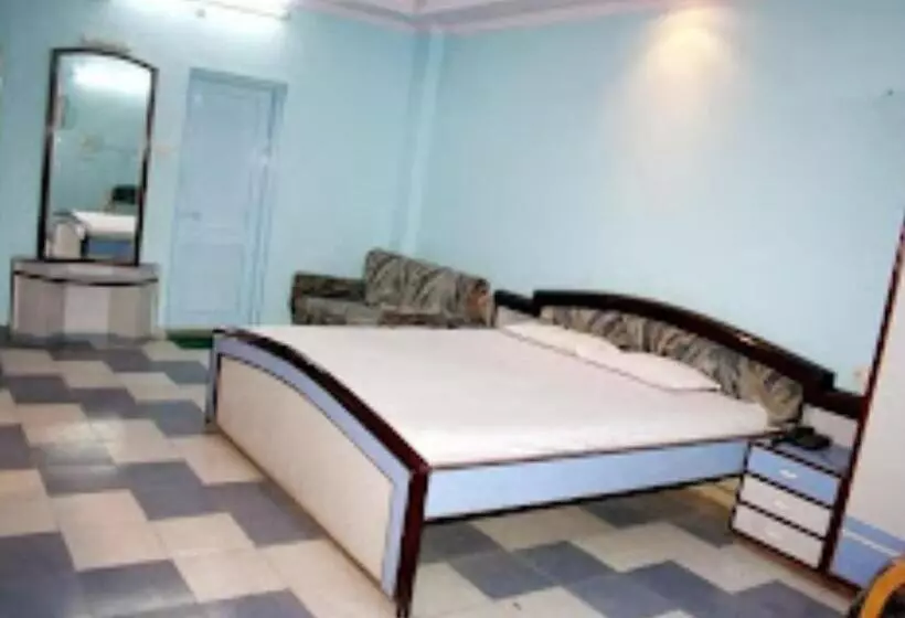 ホテル Indrapuri Amravati