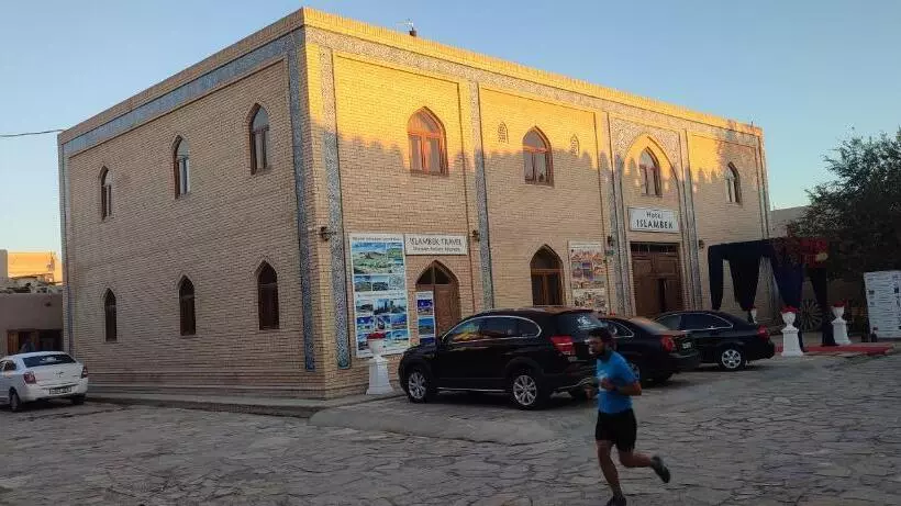 ホテル Islambek Travel &