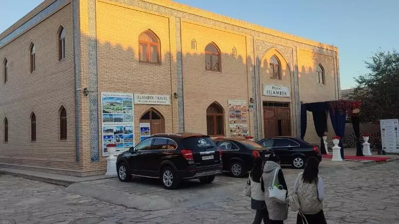 ホテル Islambek Travel &