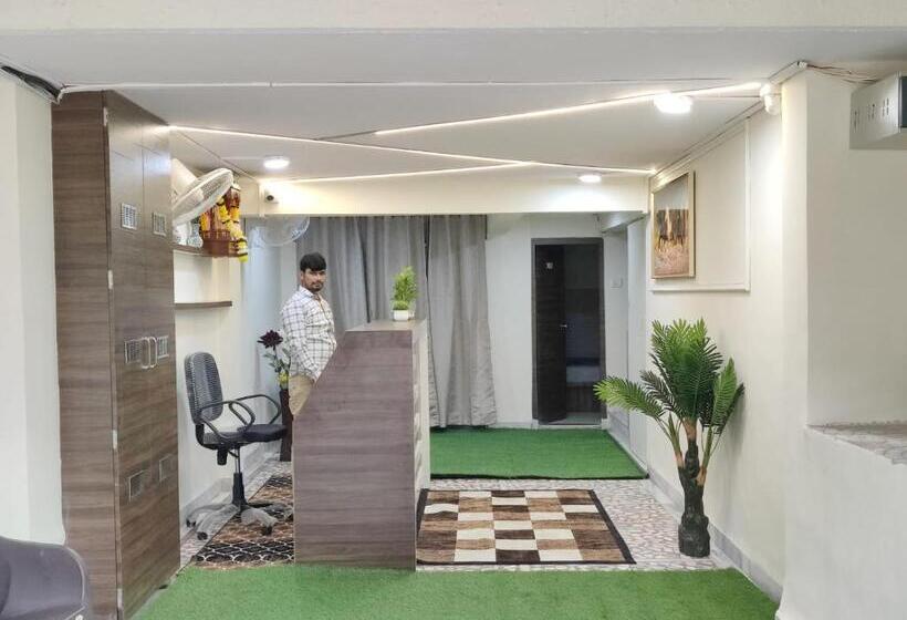 ホテル Orchid House Navi Mumbai