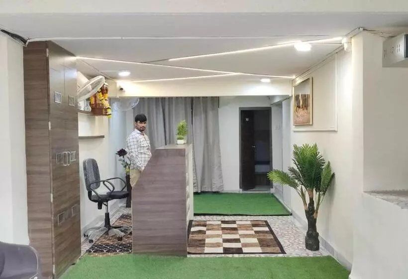 ホテル Orchid House Navi Mumbai