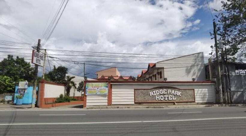 בית מלון כפרי Ridge Park