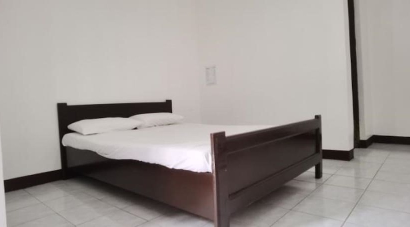 בית מלון כפרי Ridge Park